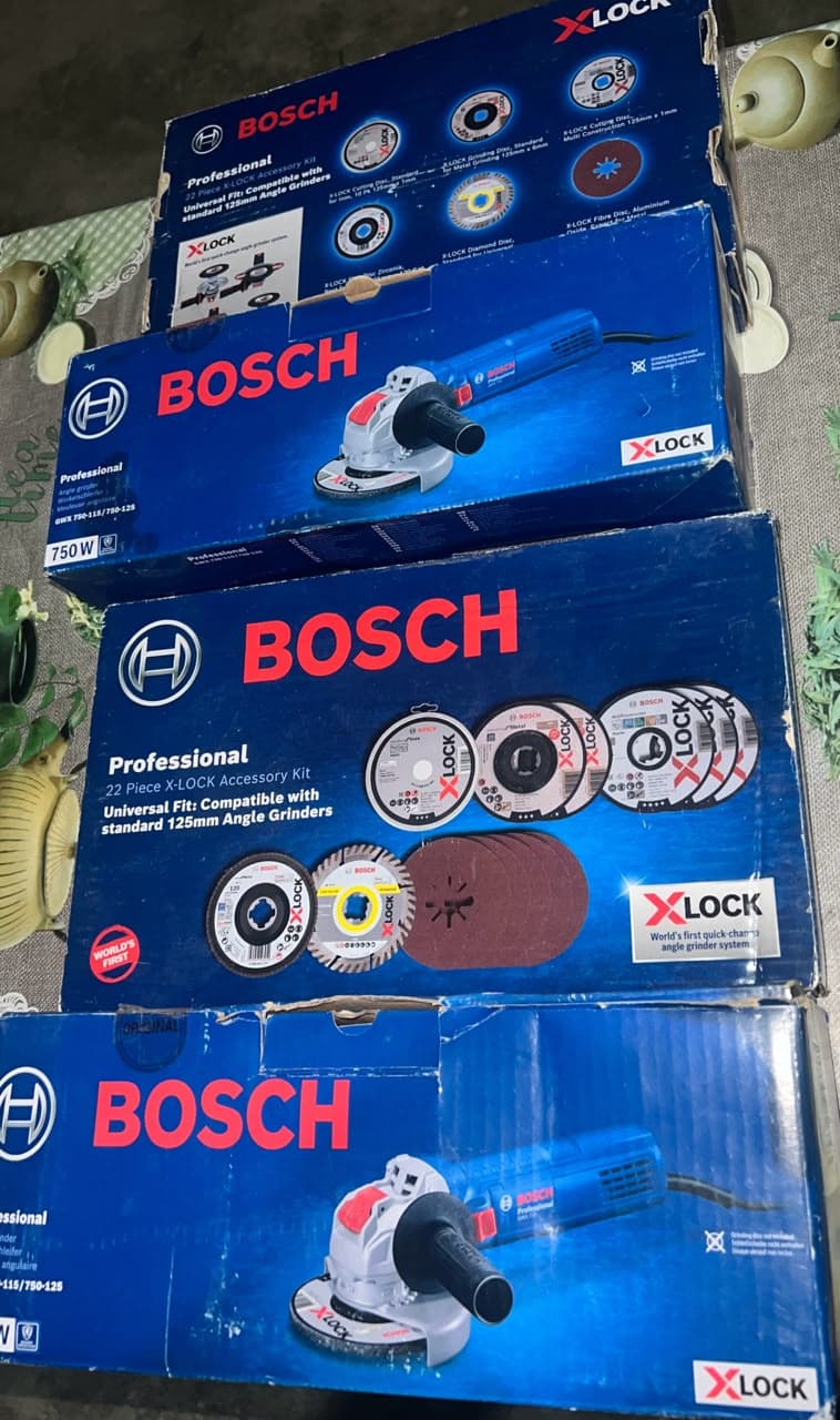 بوش GWX 750-125 صاروخ X-LOCK مع طقم 22 قطعة